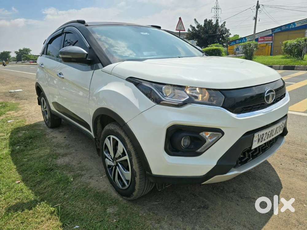 Tata Nexon 1.2 Revotron Xt, 2020, Petrol