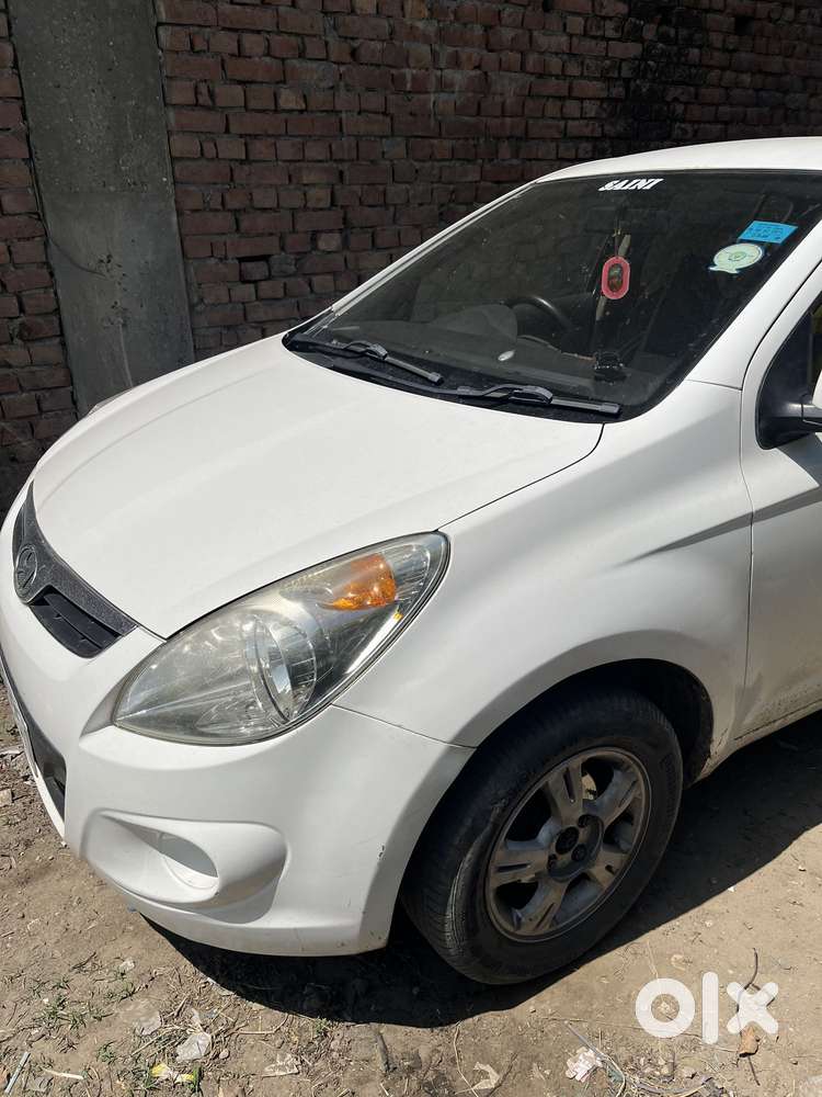 Hyundai I20 2010-2012 1.4 Asta At With Avn, 2010, Petrol