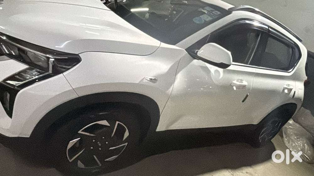 Kia Sonet Petrol 2024