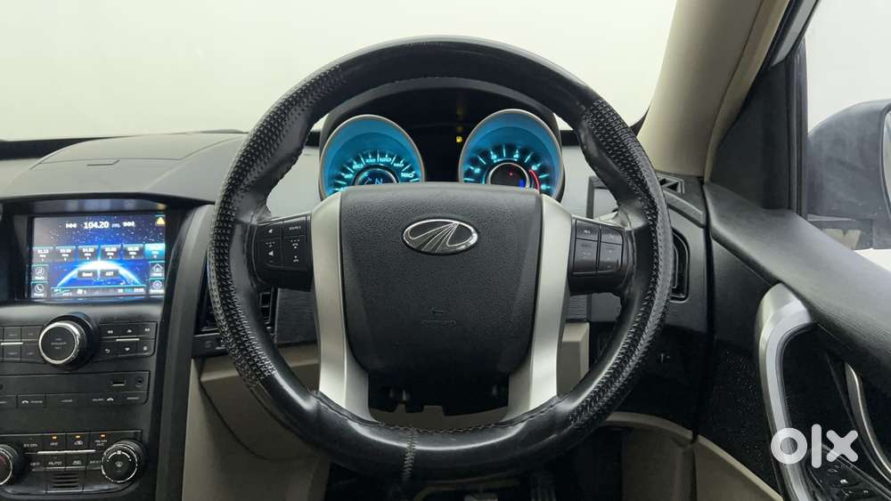 Mahindra Xuv500 2.2 W10, 2015, Diesel