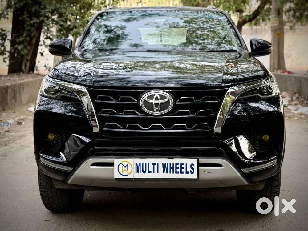 Toyota Fortuner 4x2 At 2.7 Petrol, 2021, Petrol