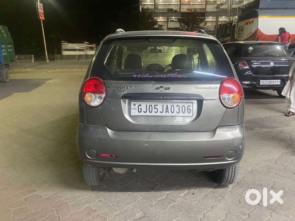 Chevrolet Spark Petrol 2012