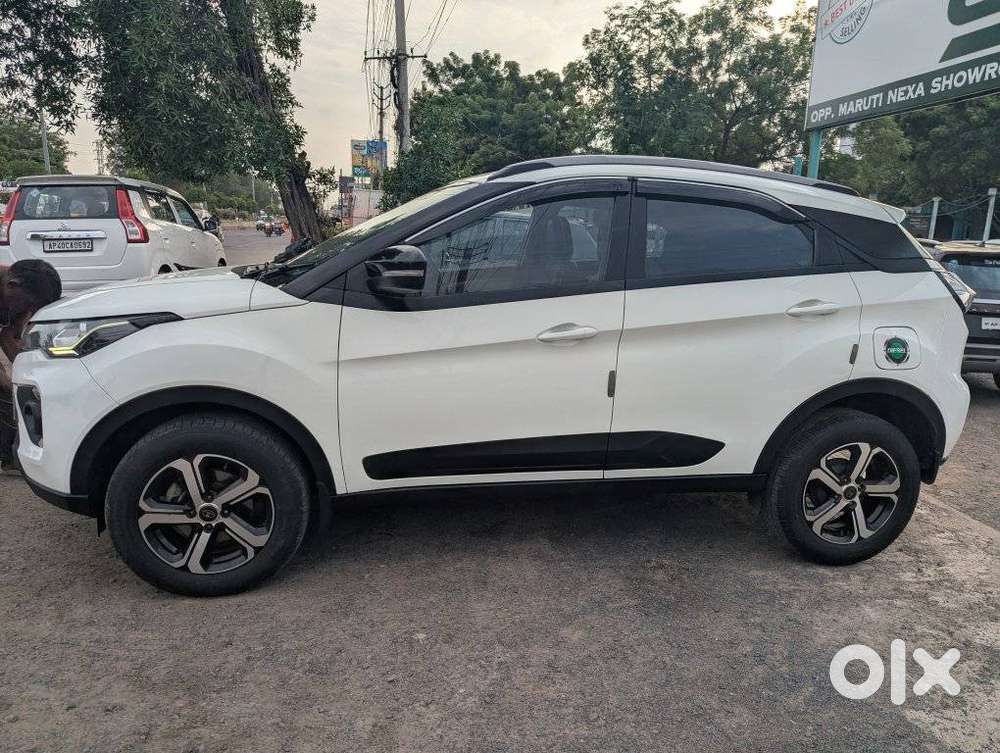 Tata Nexon 1.5 Revotorq Xz Plus (s), 2023, Diesel