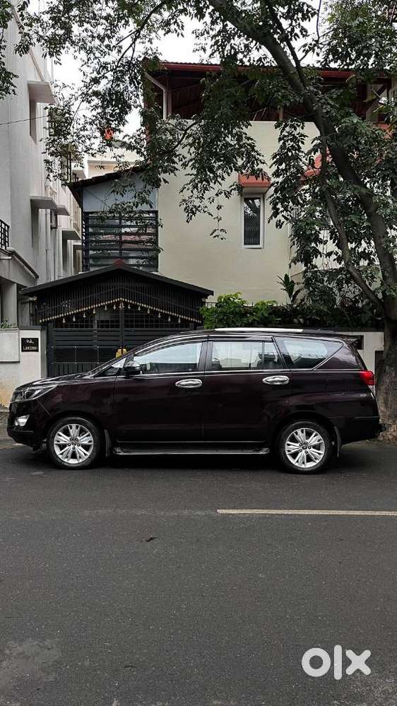 Toyota Innova Crysta 2.8 Zx At 7 Seater, 2019, Diesel