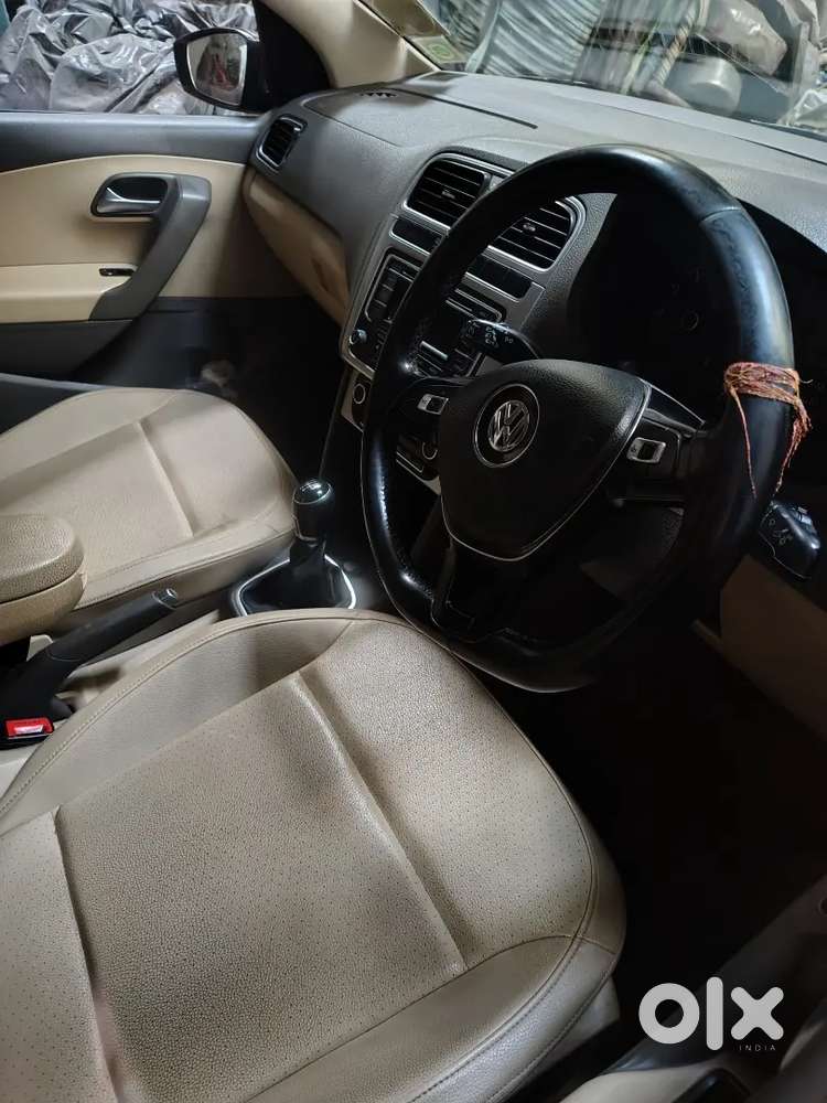 Volkswagen Vento Highline 2016 Petrol Manual