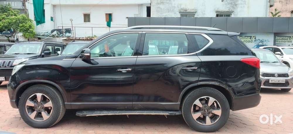 Mahindra Alturas G4 4x2 At, 2019, Diesel