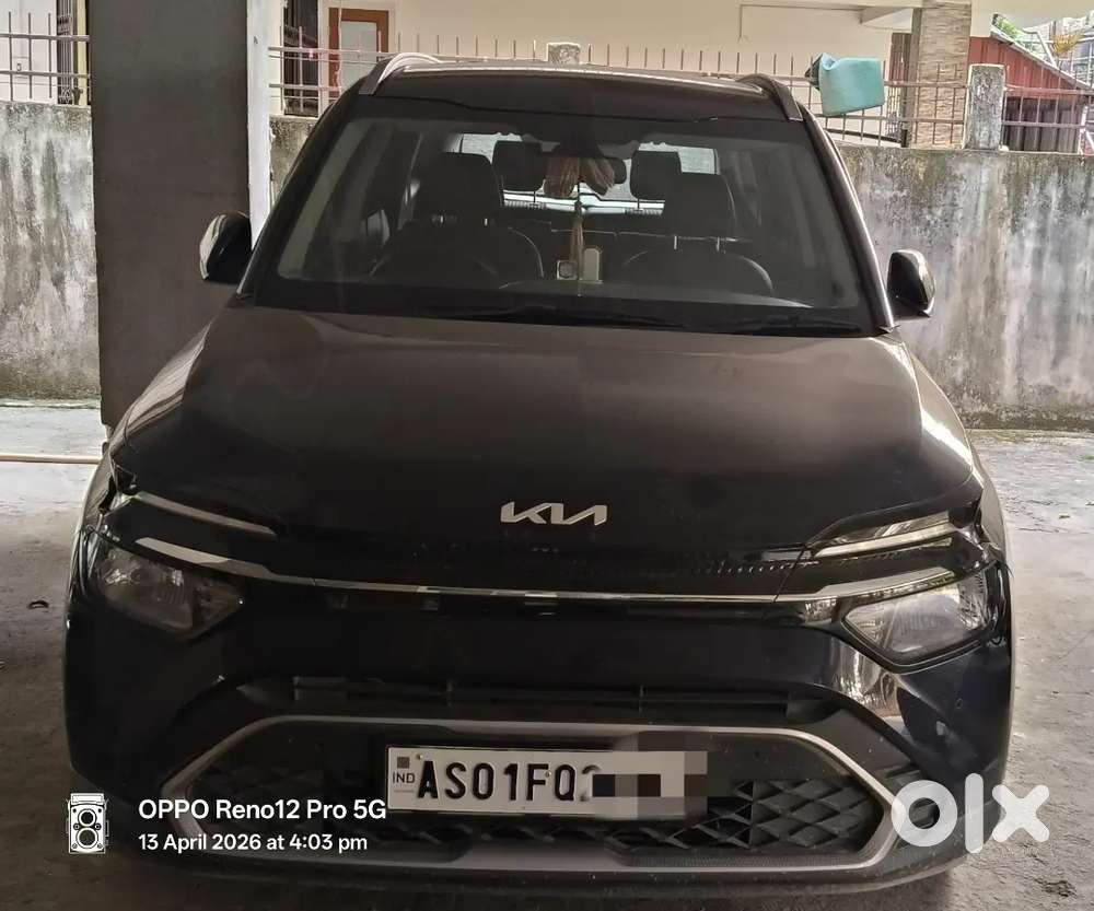 Kia Carens 2023 Petrol 32000 Km Driven Imt