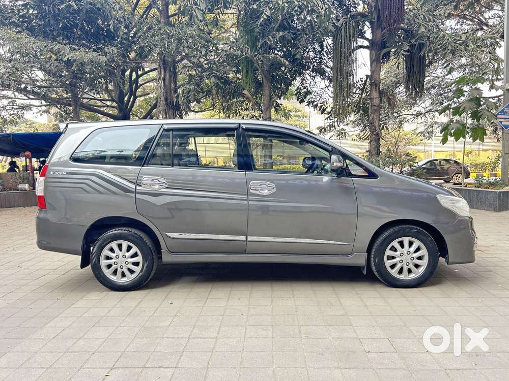 Toyota Innova 2.5 V 8 Str, 2014, Diesel