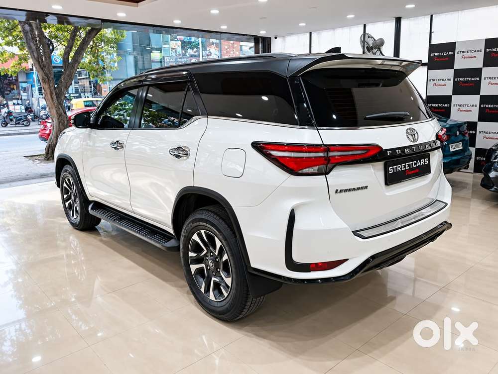 Toyota Fortuner Legender 4X2 AT 2.8, 2022, Diesel
