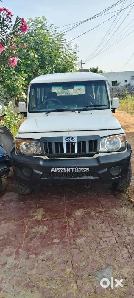 Mahindra Bolero 2014 Model 10 Seater Ac Vehicle
