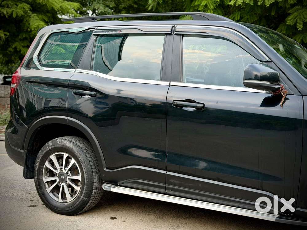 Mahindra Scorpio N Z4 Petrol Mt 7 Str, 2024, Petrol
