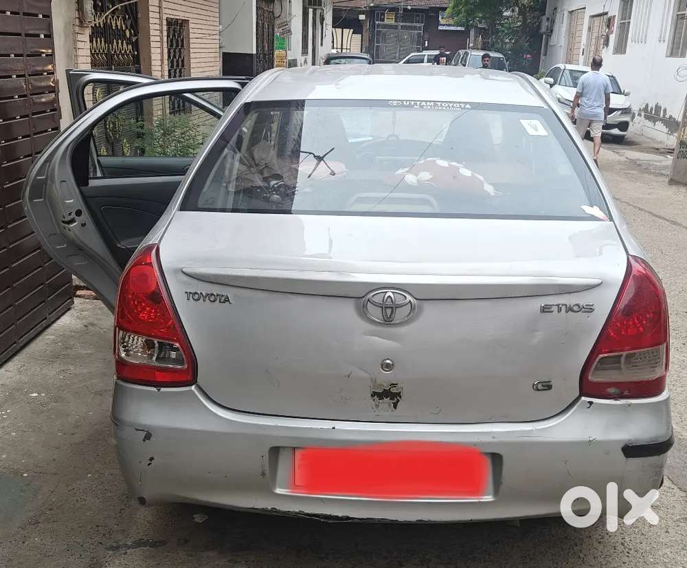 Toyota Etios 1.5 G 2012