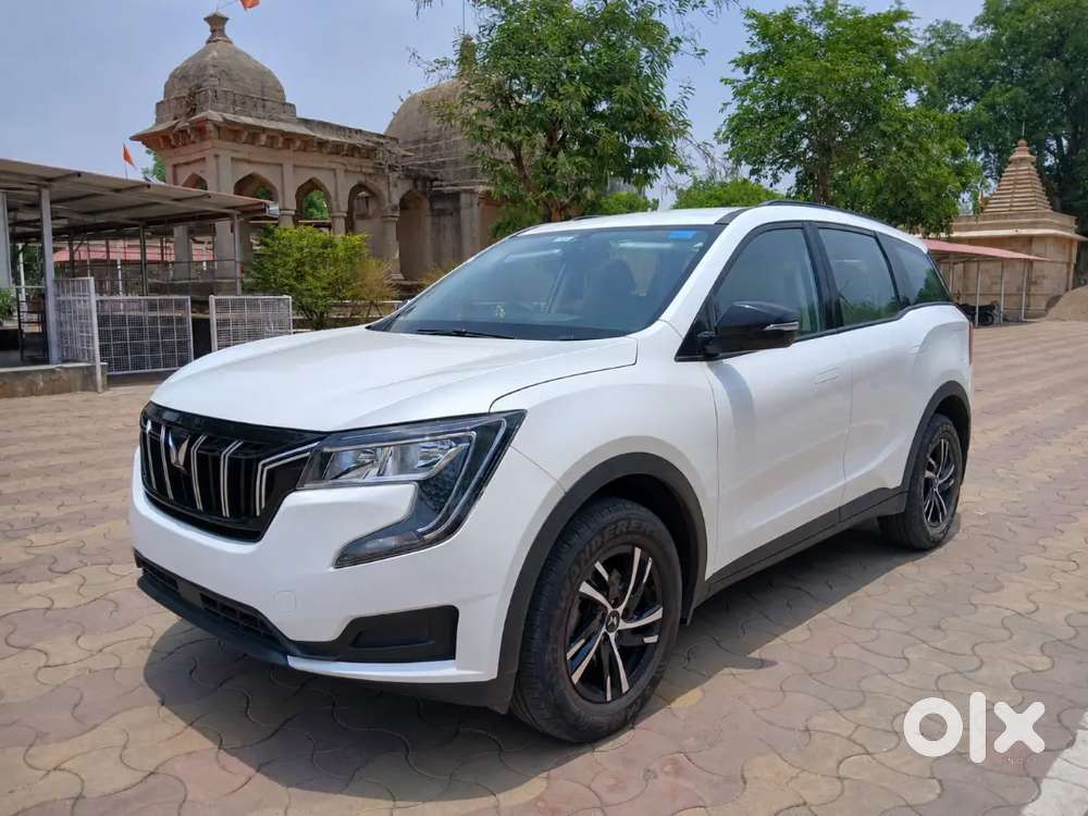 2022 Xuv700 Mx Petrol  25000 Km  Excellent Condition