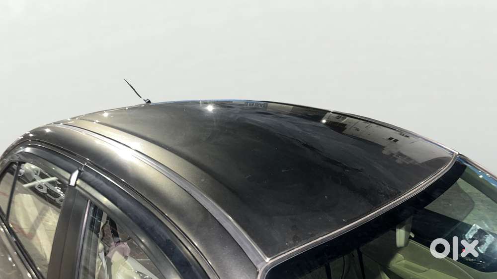 Maruti Suzuki Swift Dzire Amt Vxi, 2022, Petrol