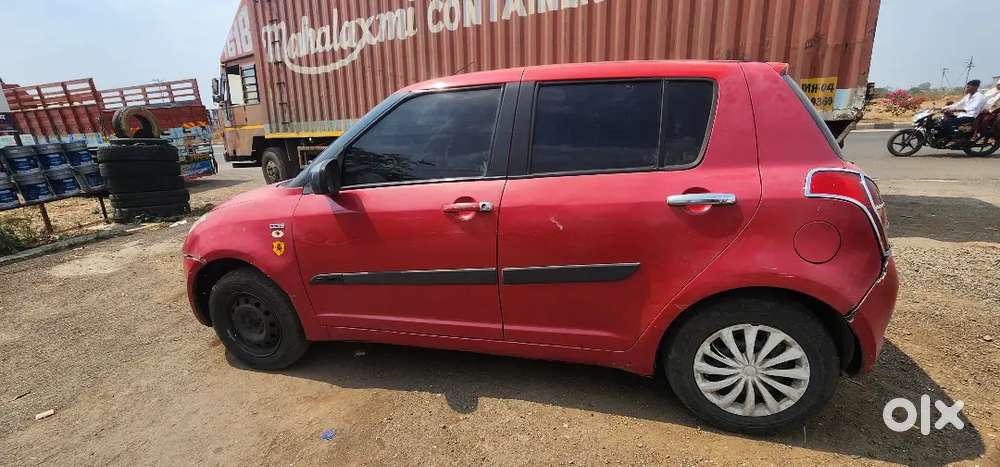 Maruti Suzuki Swift 2010 Diesel 226819 Km Driven