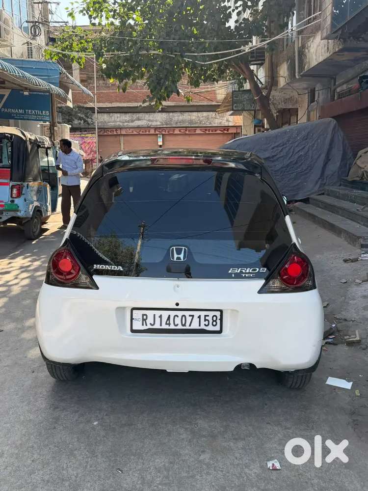 Honda Brio Mt Petrol 2012
