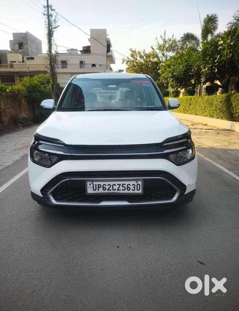 Kia Carens 2024 Petrol 24000 Km Driven