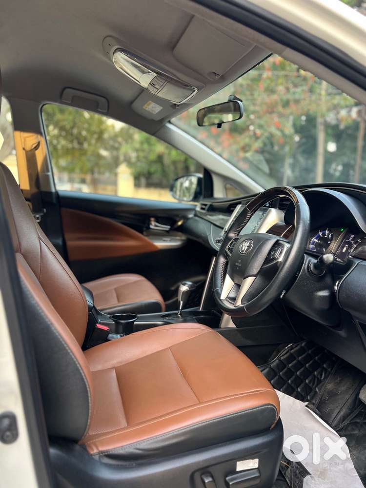 Toyota Innova Crysta [2020-ongoing] 2.4 Zx At 7 Str, 2022, Diesel