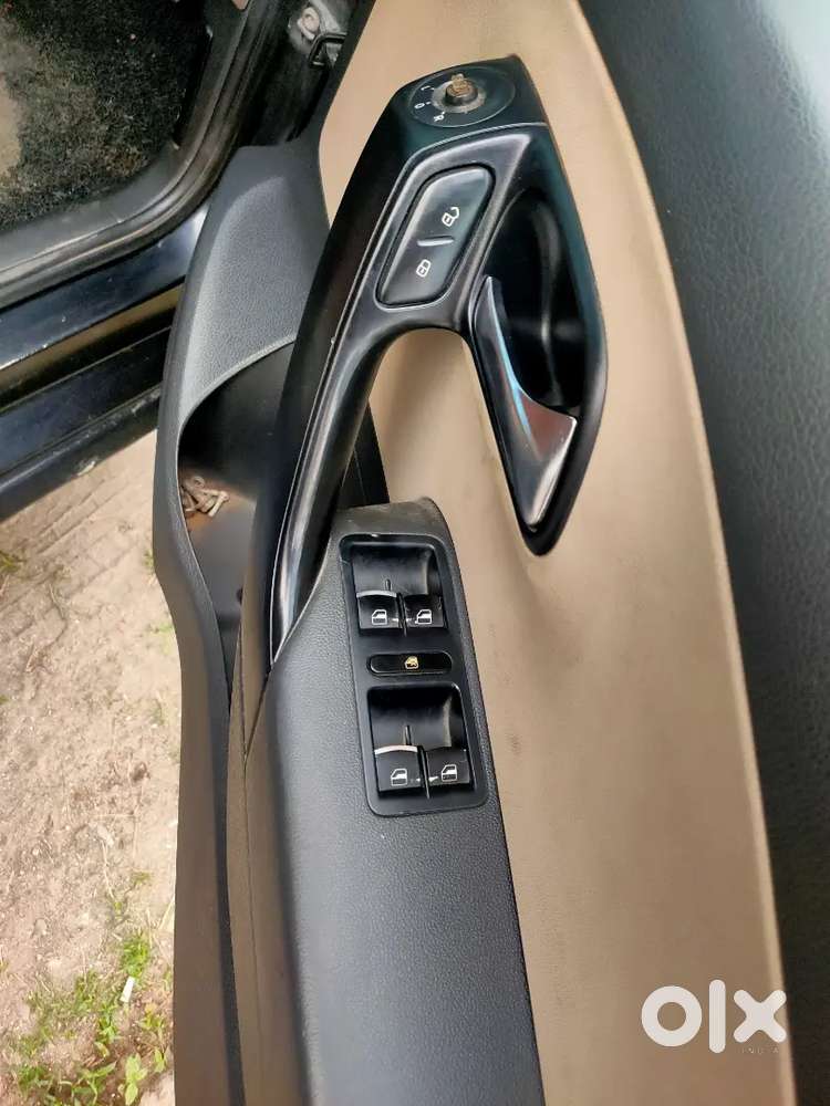 150,000/- Urgent Sale Polo Gti 1.2 Diesel Me H 2nd Owner Hai