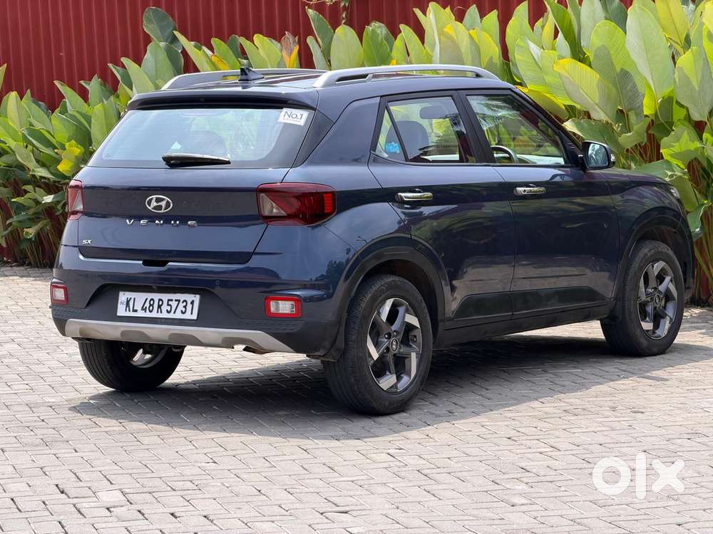 Hyundai Venue 1.5 Crdi Sx (o) Executive, 2022, Petrol