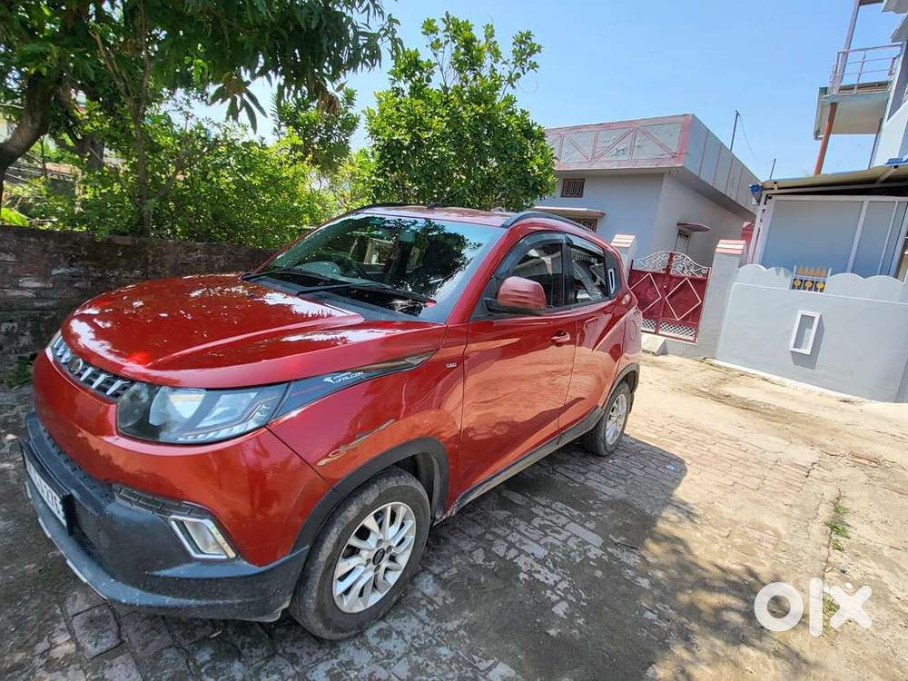 Mahindra Petrol Car 2017