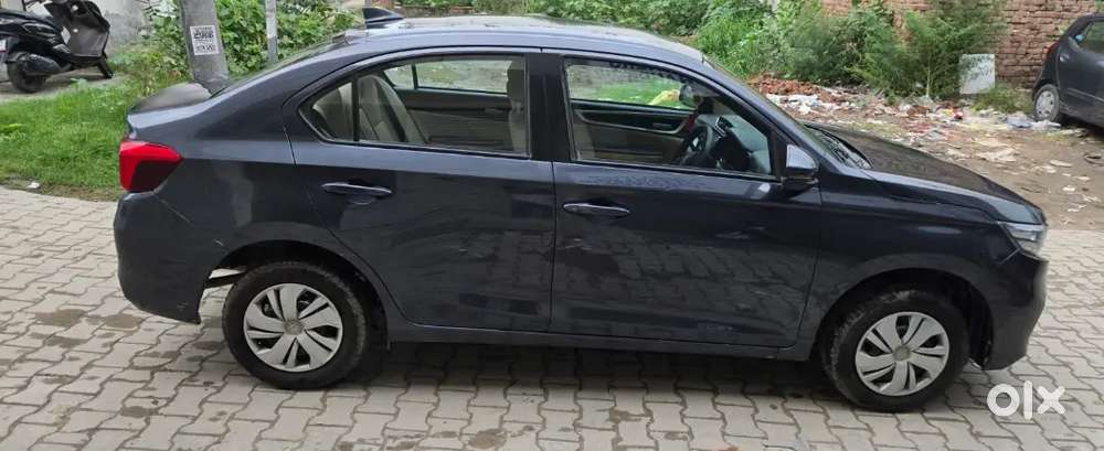 Honda Amaze Petrol Manual 2023 Variant