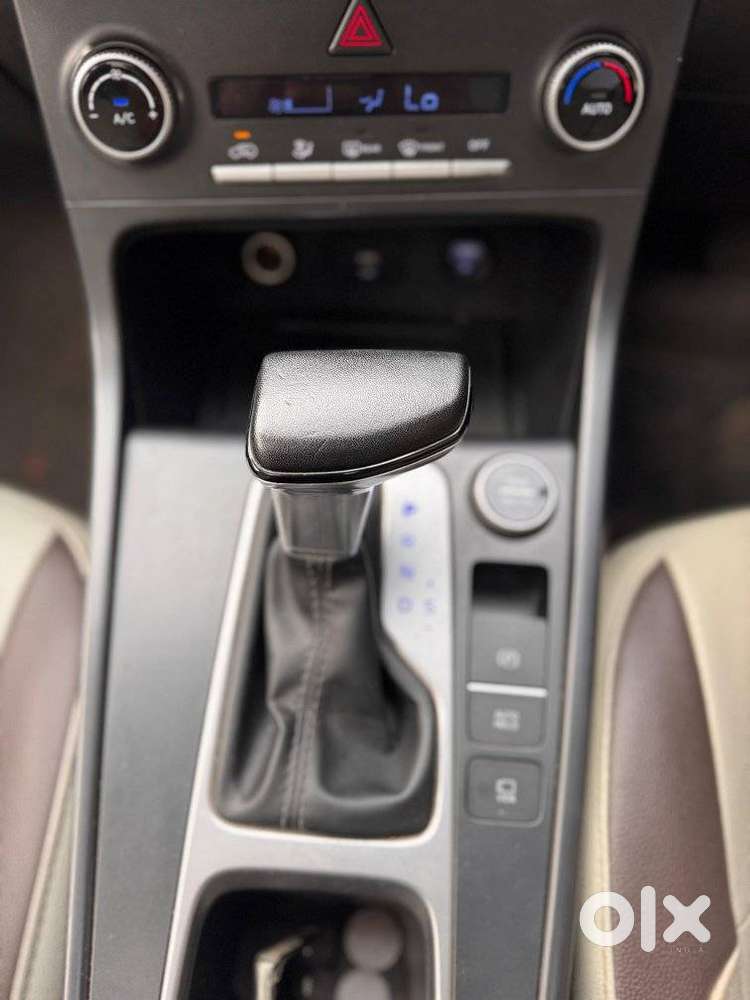 Hyundai Creta Dct Sx (option), 2022, Petrol