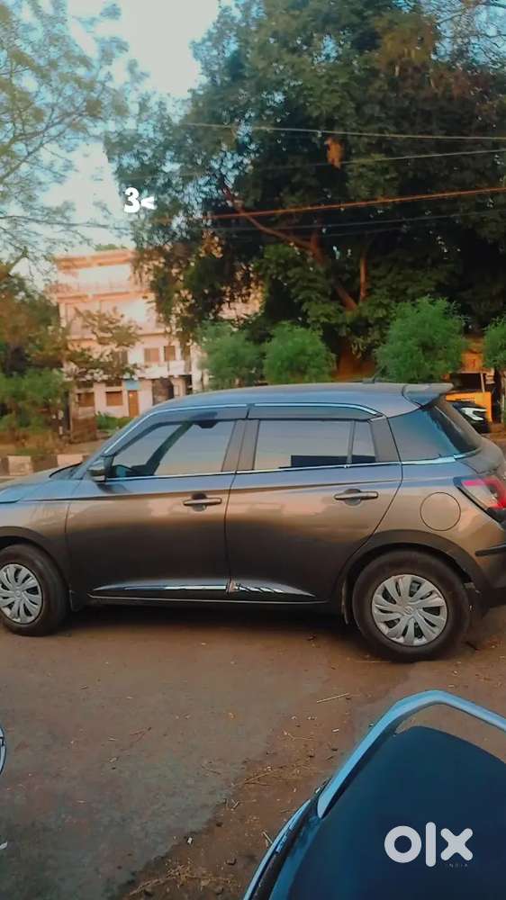 Maruti Suzuki New-gen Swift Vxi 2025