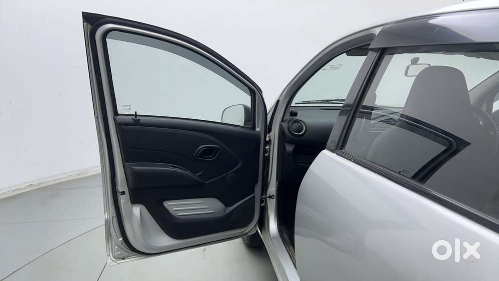 Datsun Redigo T Option, 2017, Petrol
