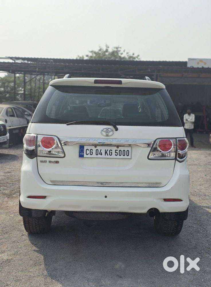 Toyota Fortuner 3.0 4x2 Mt, 2012, Diesel