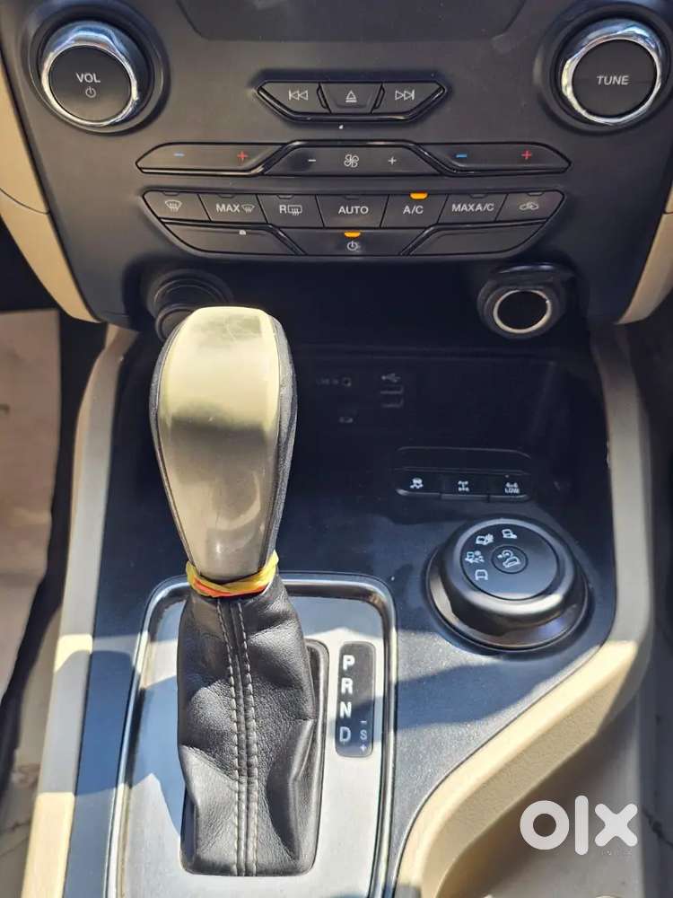 2016 Ford Endeavour 3.2 Trend 4x4