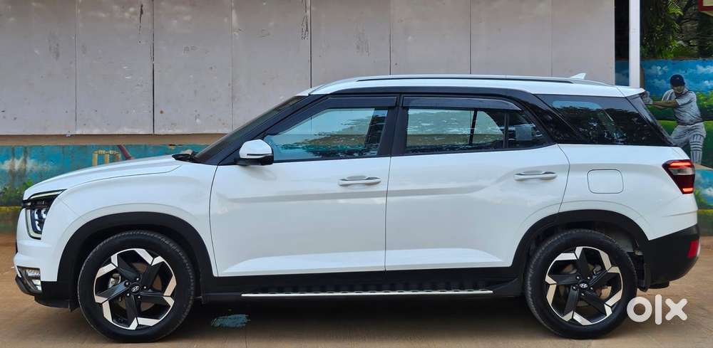 Hyundai Alcazar 1.5 Signature (o) Diesel At 6 Str Dual Tone, 2023, D..