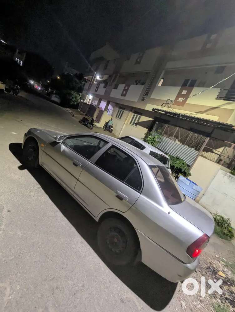 Mitsubishi Lancer 2.0 Gld 2002