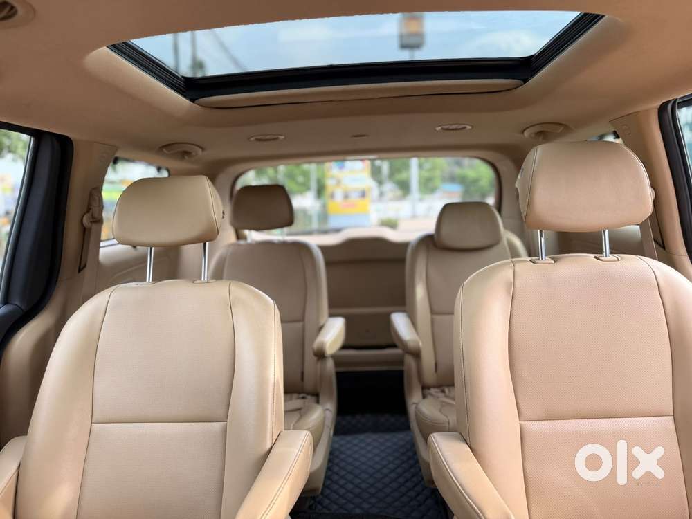 Kia Carnival Prestige, 2021, Diesel