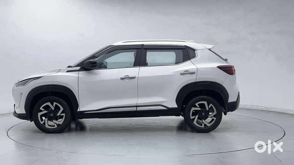 Nissan Magnite 1.0 Xv Premium Turbo Cvt (o), 2022, Petrol