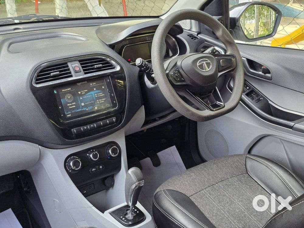 Tata Tiago 1.2 Revotron Xza, 2022, Petrol