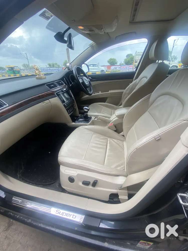 Skoda Superb 2.5 Elegance 2012