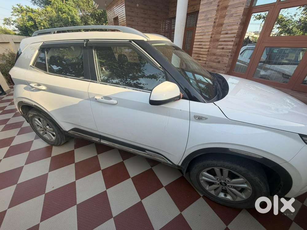 Hyundai Venue 2021 Petrol Good Condition