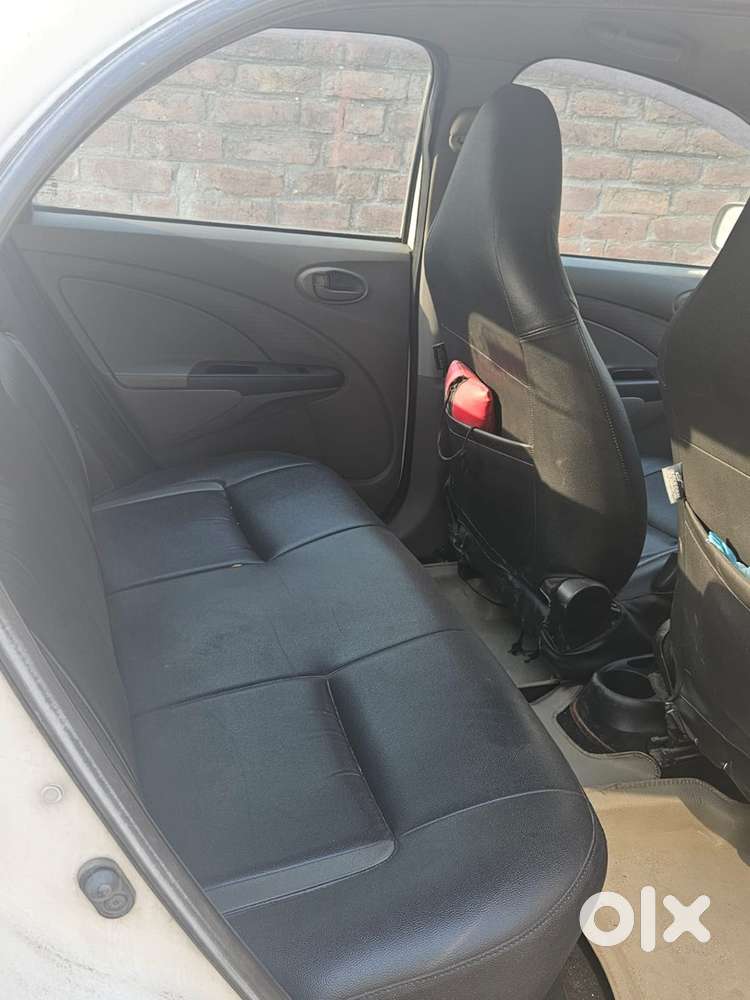 Toyota Etios Liva 2011