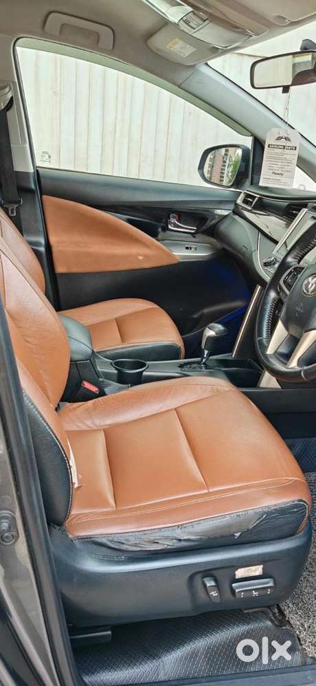Toyota Innova Crysta 2.8z Automatic, 2017, Diesel