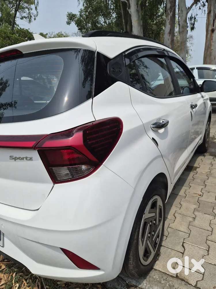 Hyundai Grand I10 Nios Sportz 
Model 23/24
Km 42000 
V Good Condition