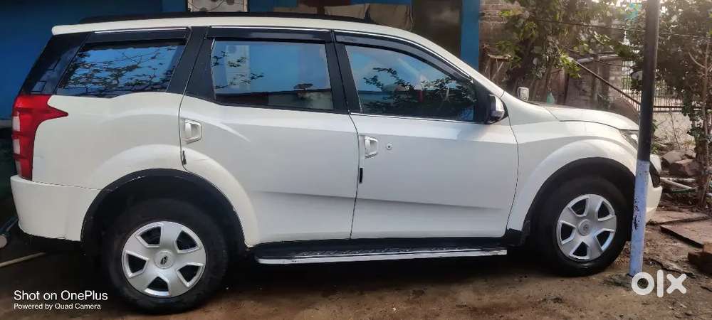Mahindra Xuv500 2016 Diesel 73000 Km Driven