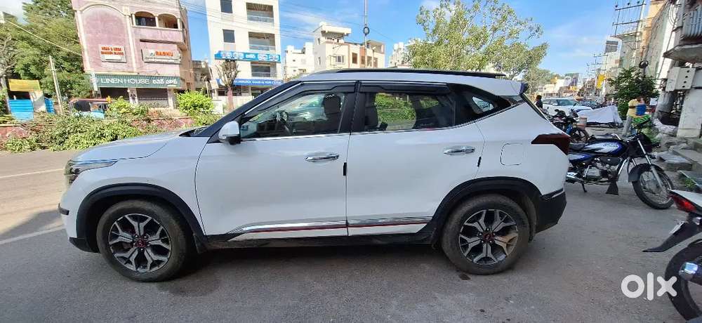 Looking Like A New Car And Recently Serviced Done .