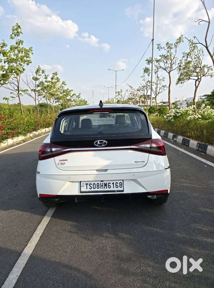 Hyundai I20 Sportz 1.2 Ivt Dual Tone, 2021, Petrol