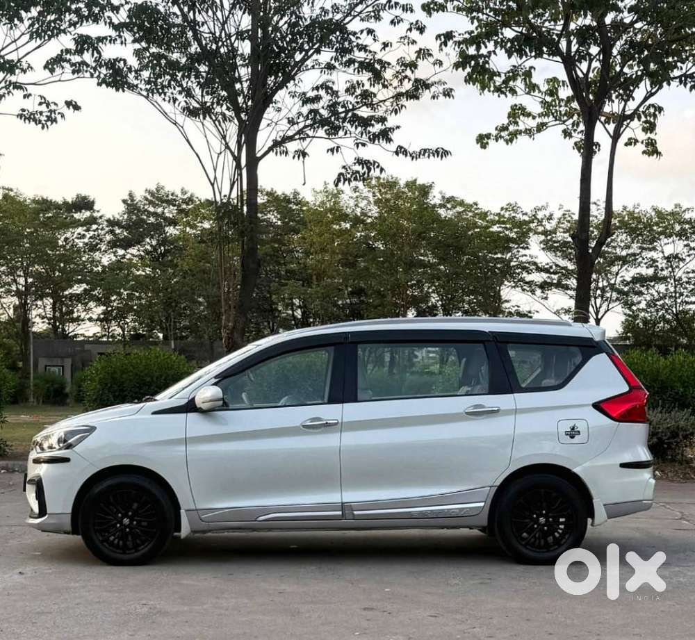 Maruti Suzuki Ertiga 1.5 Zxi Plus Shvs, 2021, Petrol