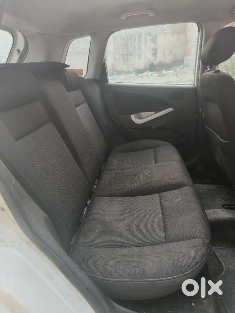 Ford Figo Diesel Zxi 2014 Car