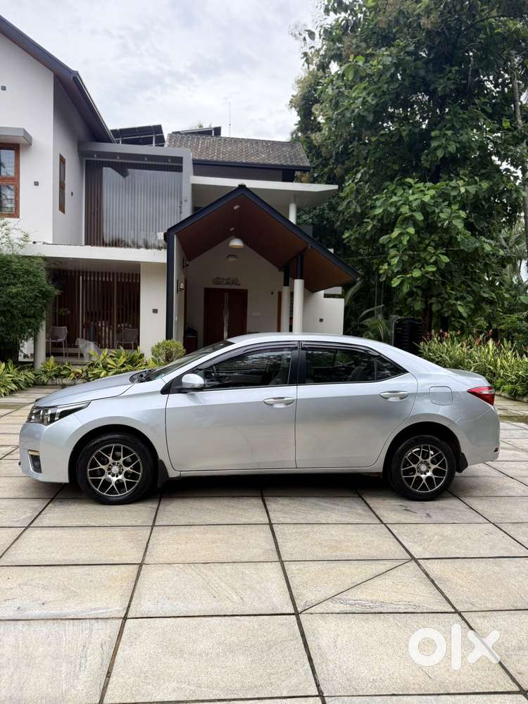 Toyota Corolla Altis 1.8 J, 2015, Diesel
