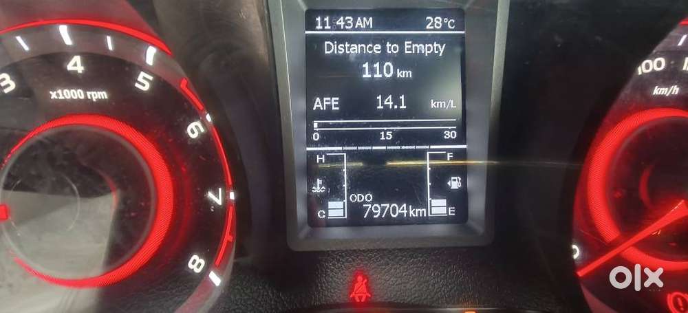 Mahindra Xuv300 W8 Option Dual Tone, 2021, Petrol