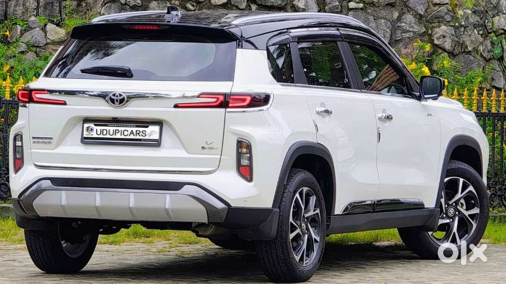 Toyota Urban Cruiser Hyryder 1.5 V Hybrid, 2026, Petrol