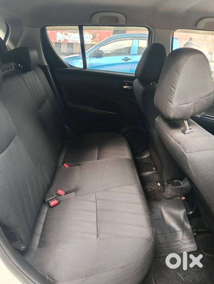 Maruti Suzuki Swift Vxi + Manual, 2012, Petrol